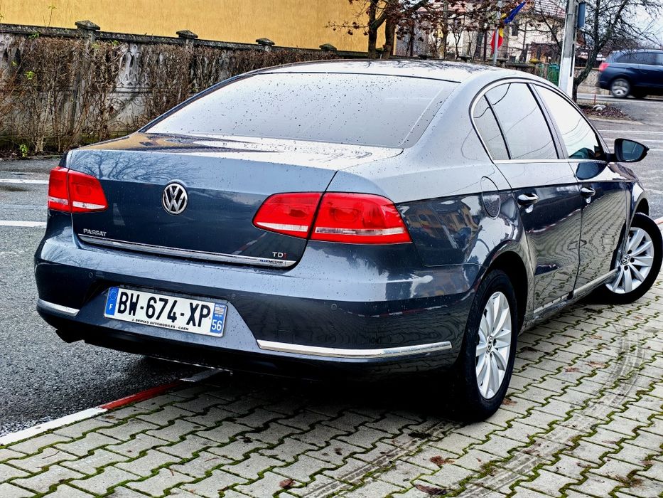 Va Passat 2012 €5