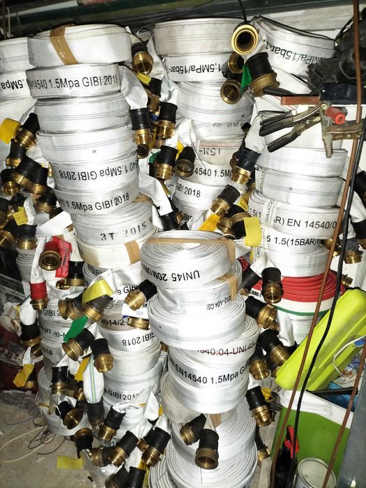 Furtune de pompieri aduse din Italia