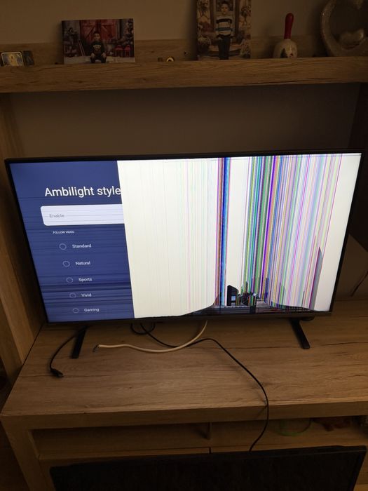 Vand TV Smart Philips display spart