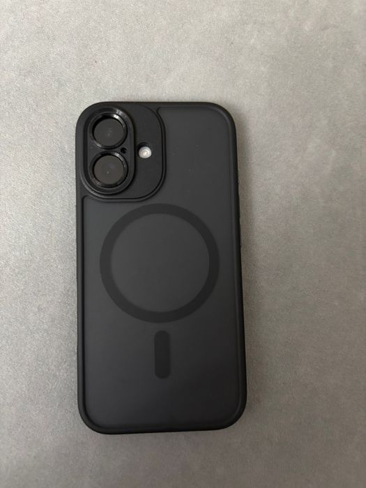 Iphone 16 na 128 gb akb 94%