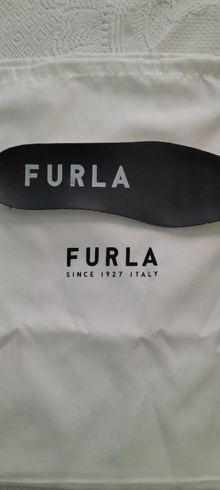 Furla-дамски спортни обувки 36 р-р