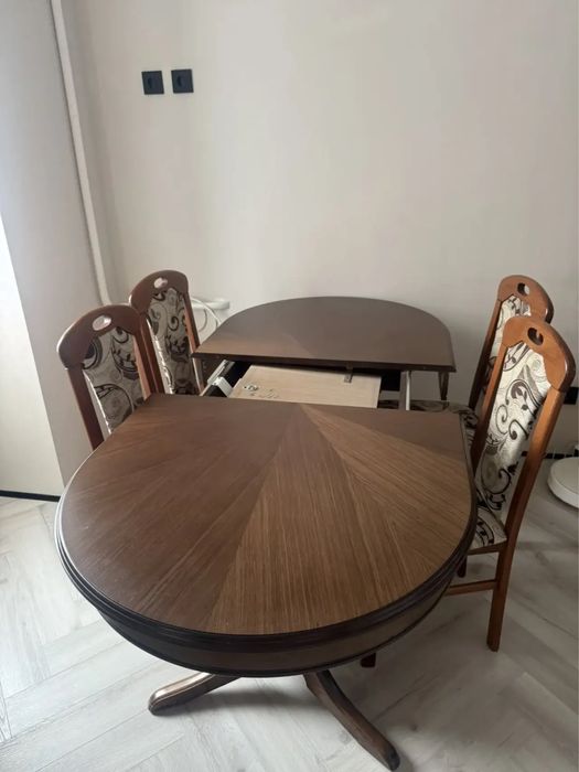 Стол деревянный , Каспи ред