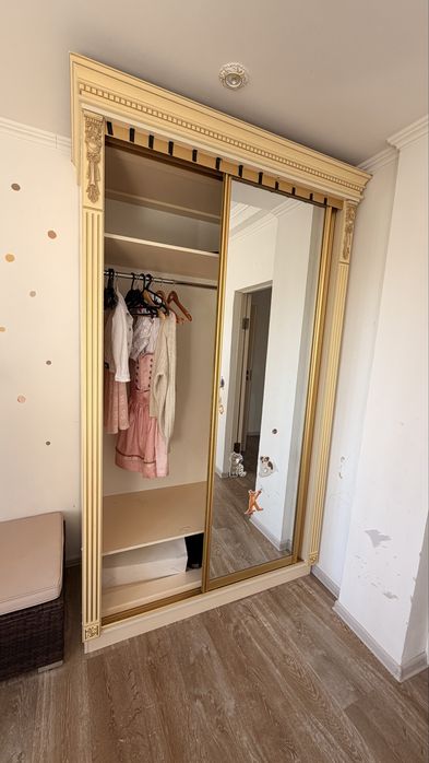 Продам Шкаф-купе