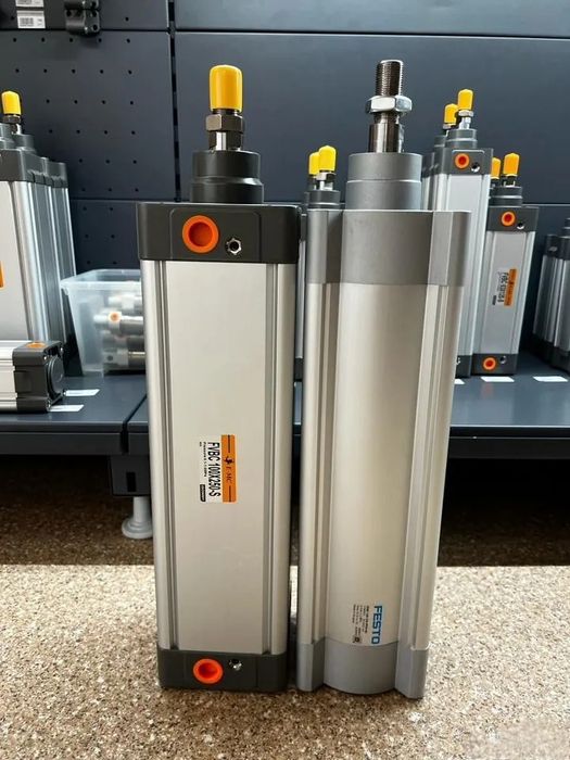 Пневмоцилиндр, пневмоостров, пневмопривод.