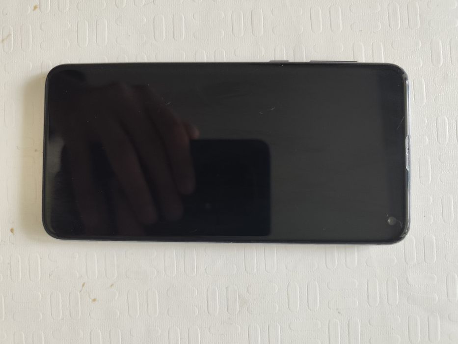 Продам Самсунг с10е