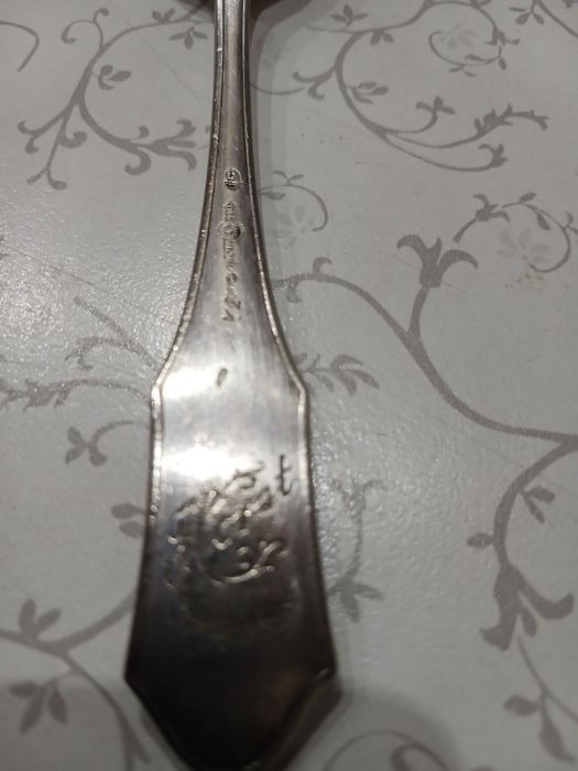 Серебряная ложка