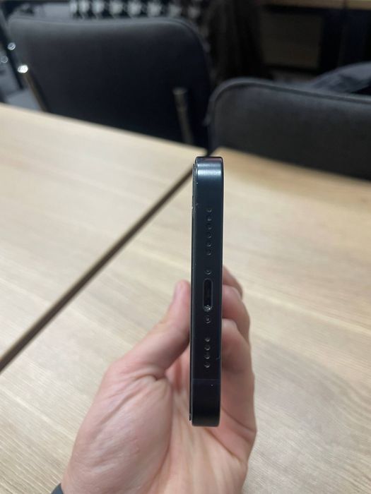 Продаётся айфон 14 плюс