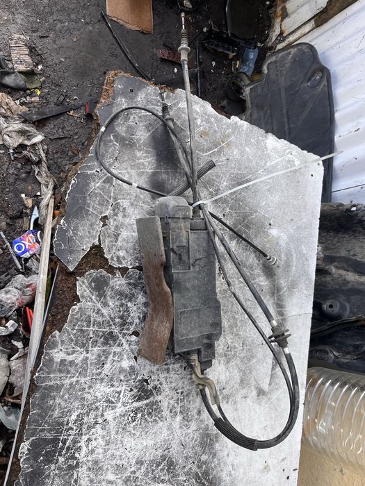 Ръчна спирачка Мерцедес S clas W221 / Mercedes С клас