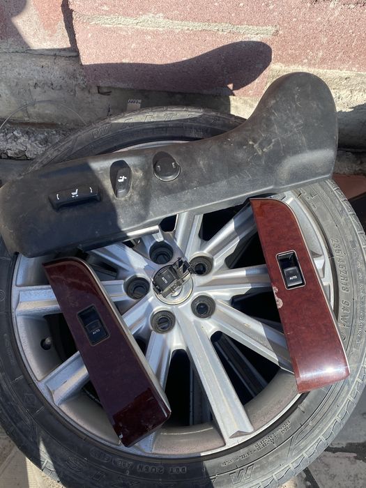 Фары бампер решетка Camry 50 55 70 Камри оригинал
