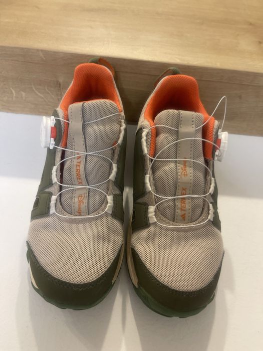 Adidas / New Balance copii mas 34-35