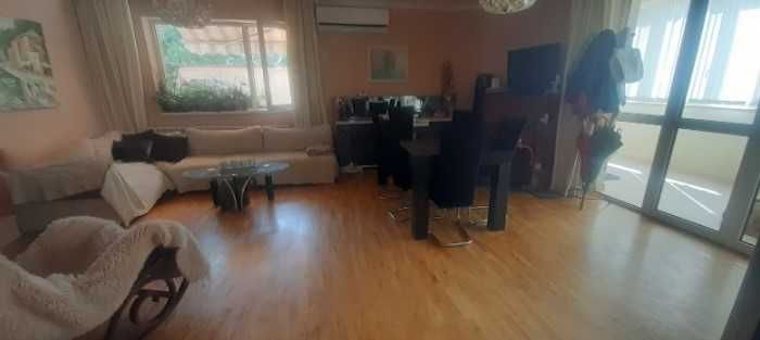 Продава се Къща в София, Изток - 166 кв.м за 3615 €/кв.м - Снимка #3