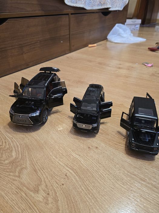 Продам колекционные модельки машин