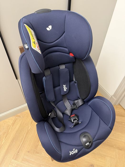 Автокресло Joie Stages