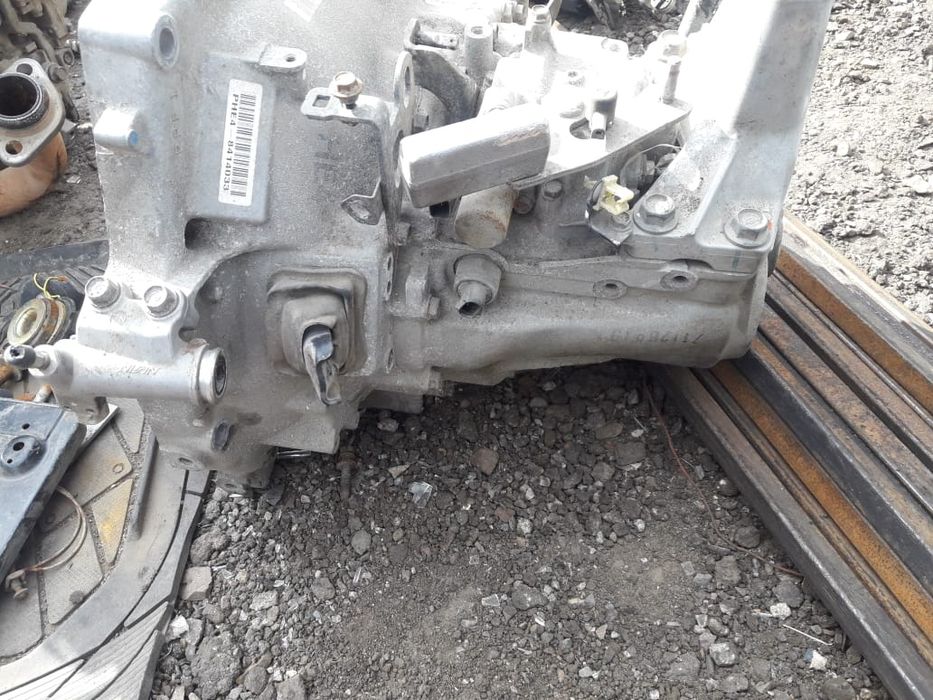 Двигатель Honda civik 2005 r18a2