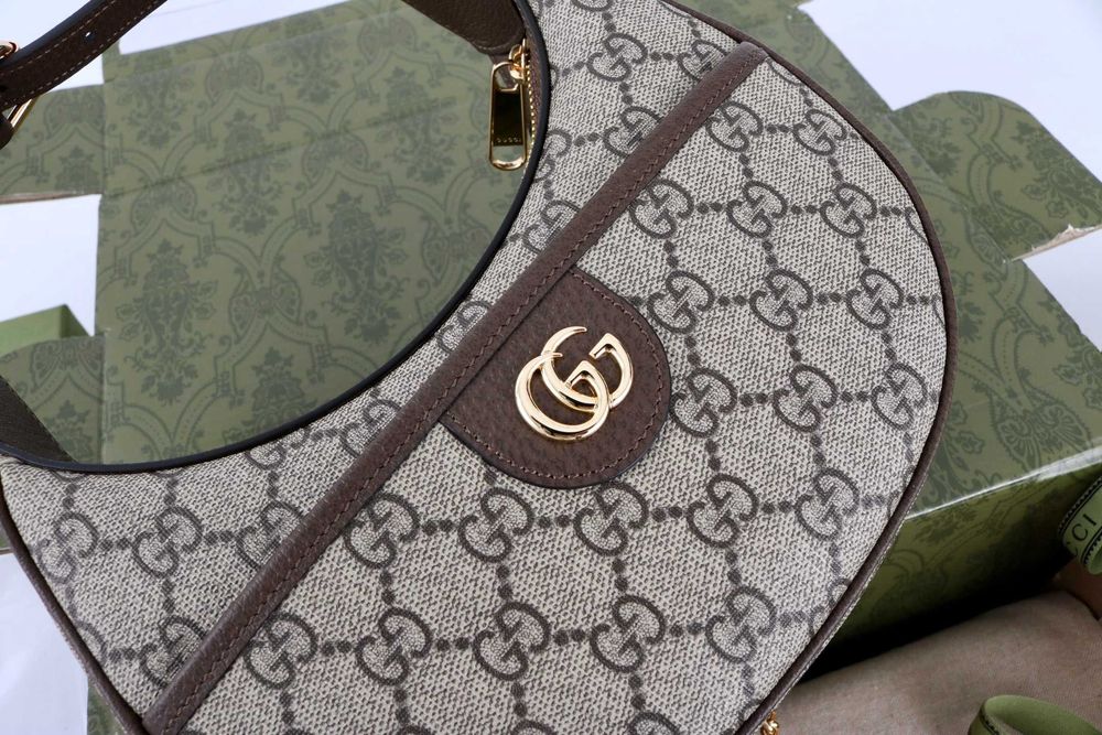 Гучи Crescent Moon - НАЛИЧНА