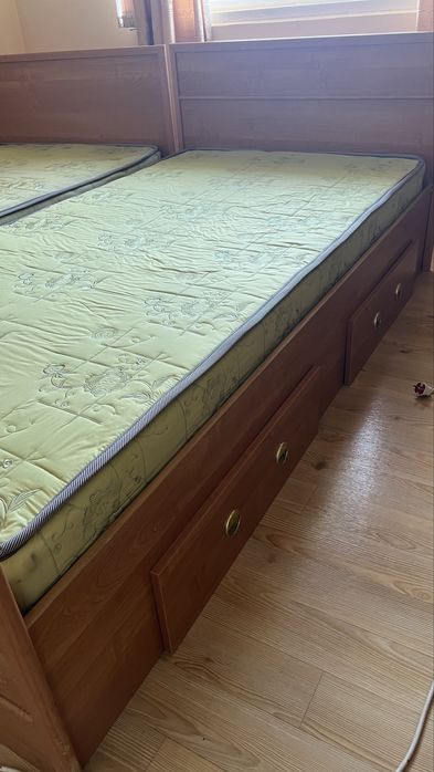 Продам срочно 2 кровати