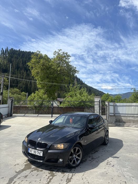 BMW 3 Series 2009
