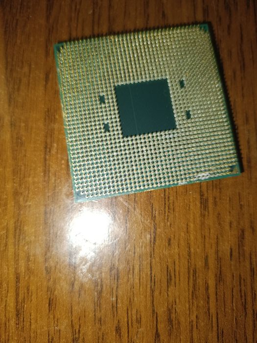 Продам процессор Ryzen 5 3600