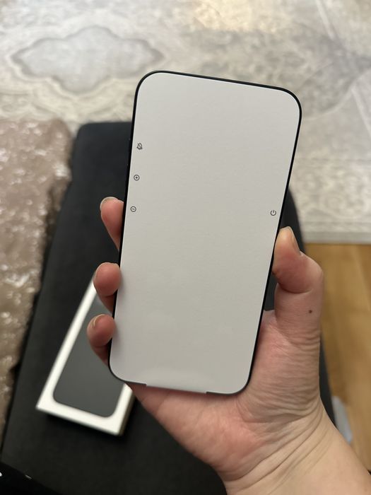 СРОЧНО ПРОДАМ 13 IPhone новый