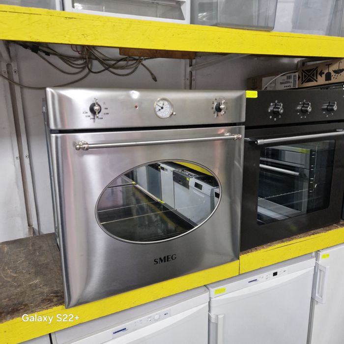 Фурна за вграждане тип ретро SMEG