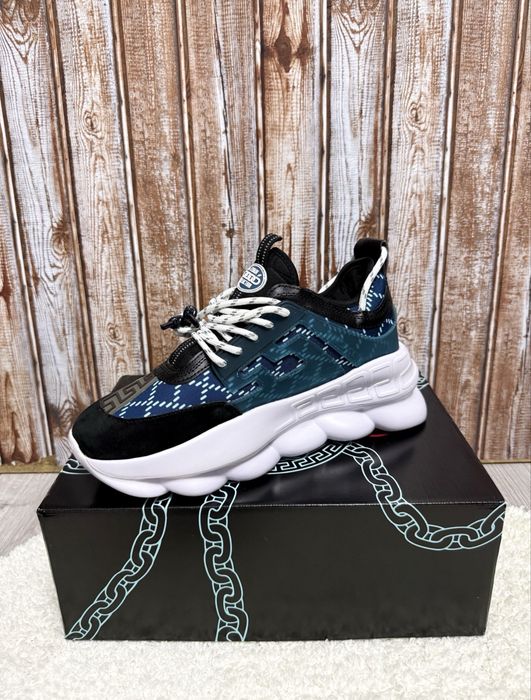 Versace Chain Reaction