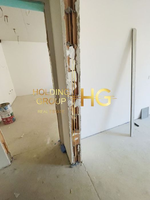 Продава се Двустаен апартамент в Варна, Бриз - 65 кв.м за 2539 €/кв.м - Снимка #2