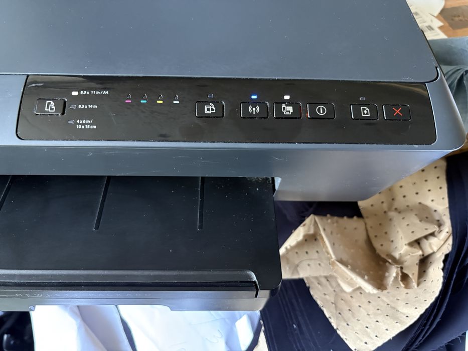 Imprimanta hp aproape noua WIFI.   DUPLEX