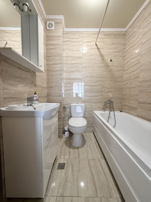 Proprietar,2 camere,bloc nou,parcare,prima inchiriere,Lipovei-Aradului,Iulius