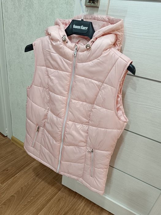 LCW. Жилетка на девочку