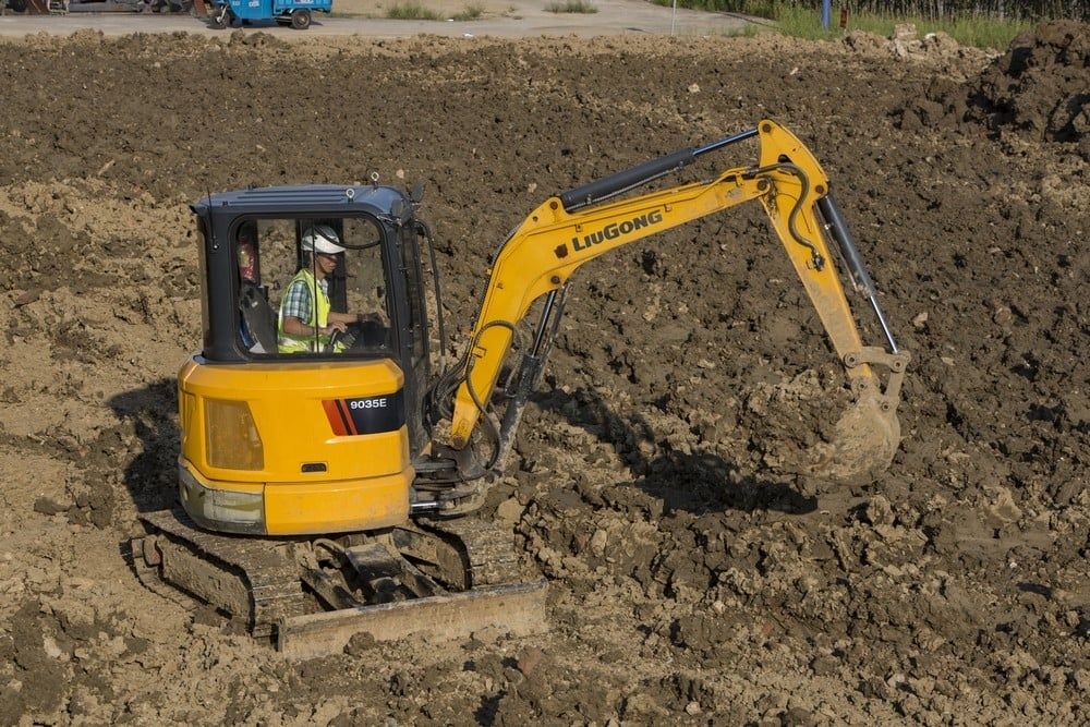 Execut sapaturi / santuri si  instalatii electrice, apa si canal