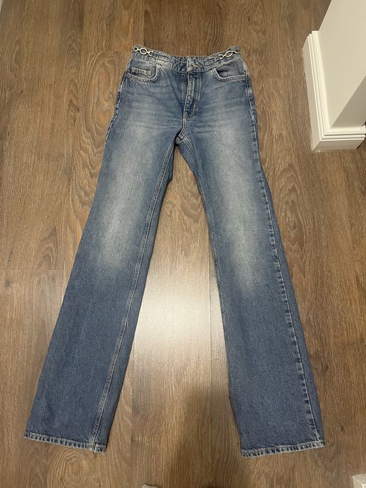 Продам женские джинсы