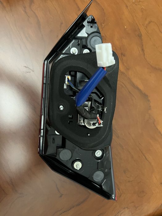 Фонарь камри 70