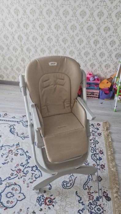 Детское кресло к столу