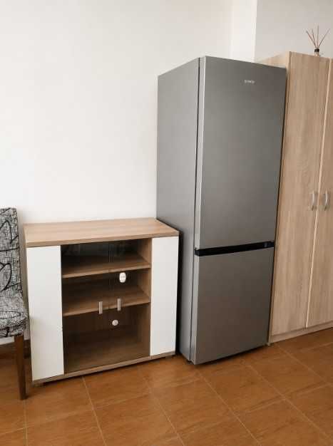 Дава се под наем Двустаен апартамент в София, Полигона - 55 кв.м за 510 € - Снимка #2