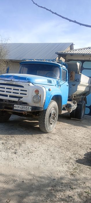 Zil sotiladi 1990 yil holati yaxshi