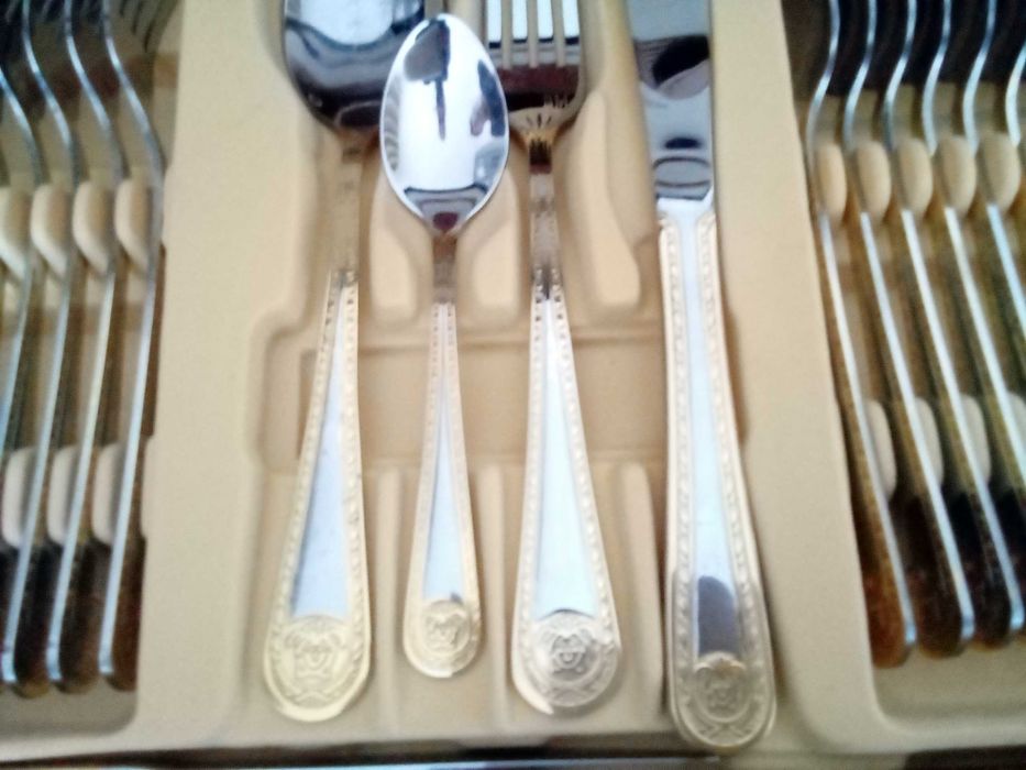 Прибори за хранене високо качество