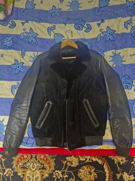 Кожанная замшевая куртка производство Италия
