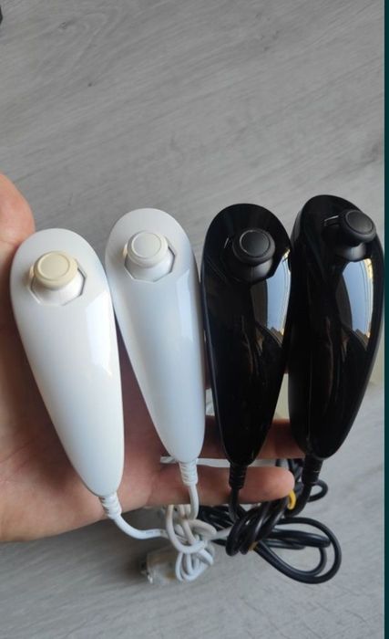 Controller Nunchuck Nintendo Wii-originale,opțional husa silicon