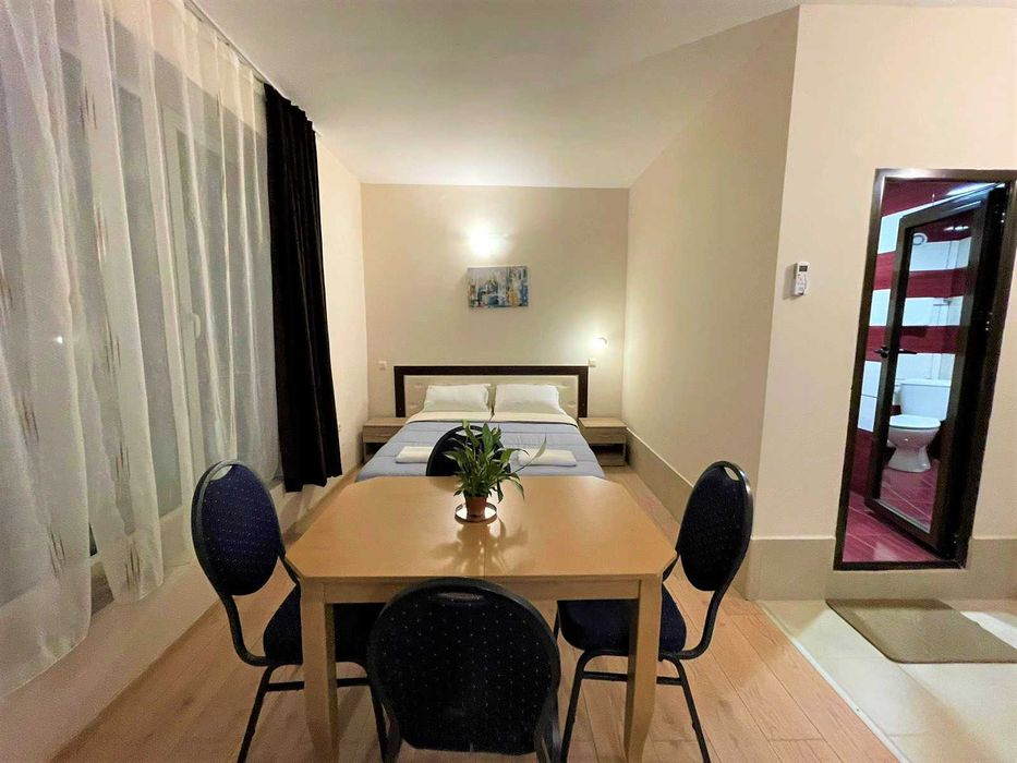 помещения под наем на центъра на града стаи, студия  и офиси