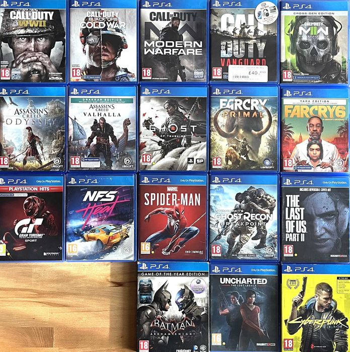 Play Station 4 Slim 500GB + 4 gamepads