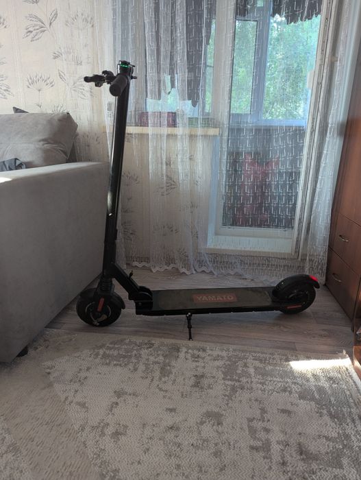 Электросамокат Yamato 0809 pro