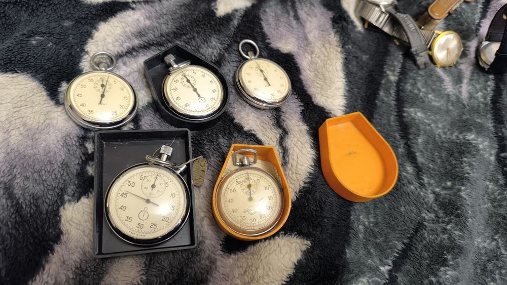 Секундомер в коробке