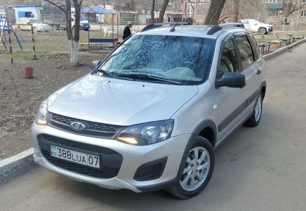 Продам ладу калину 2 кросс