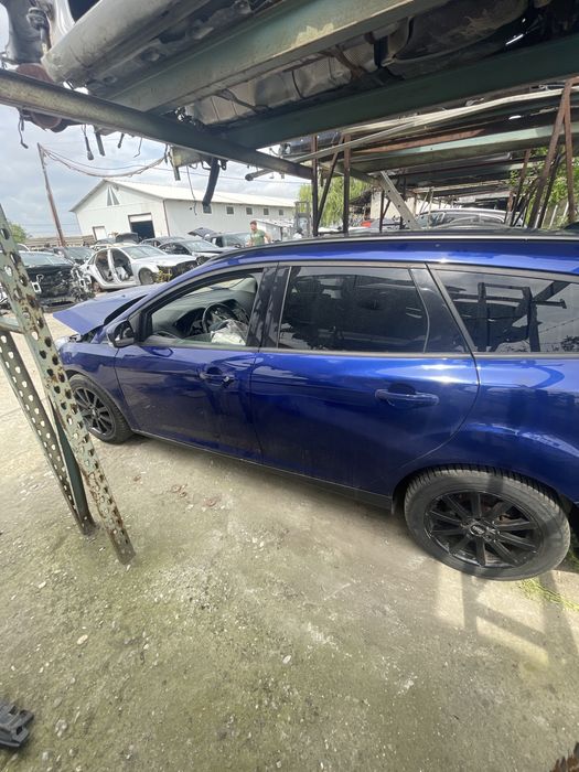 Dezmembrez Ford Focus 3 2014 1.0 benzina