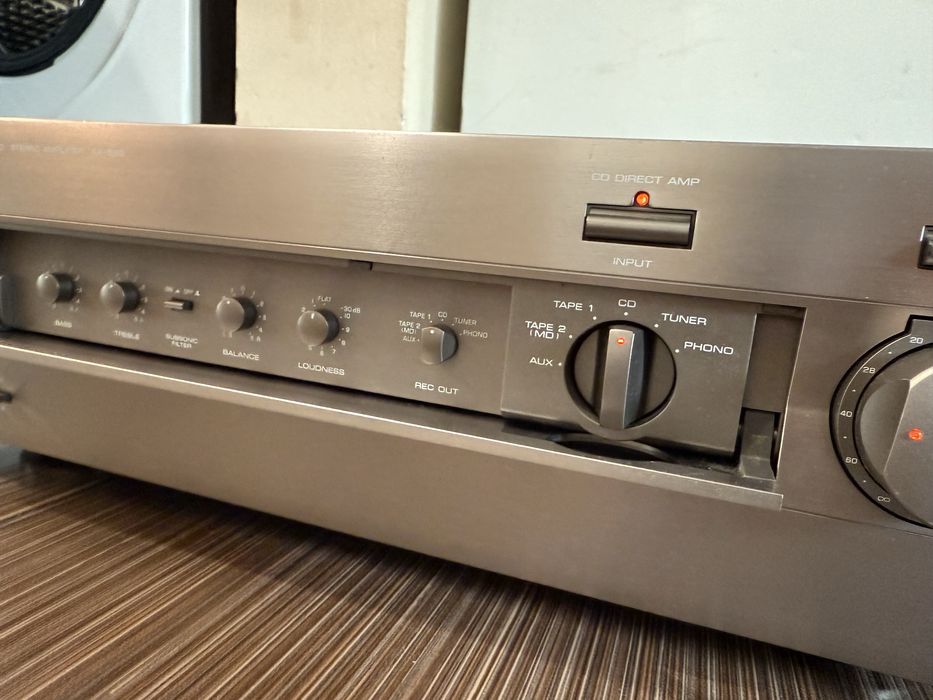 Yamaha AX-592 Стерео усилвател