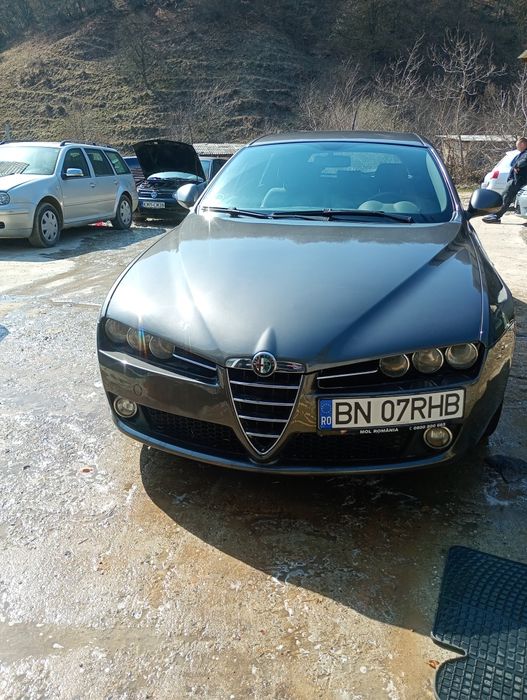 Alfa Romeo 159 1.9 jtdm 120 cai an 2010