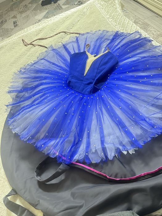 Платье и чехол это балетная одежда