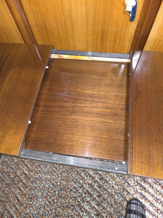 Маса разтегателна