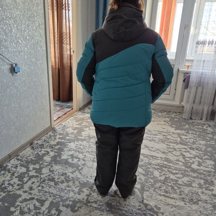 Продам зимний костюм