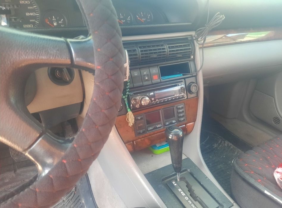 Продам аудй 100 с 4